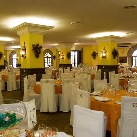 Hotel Anfiteatro Santiponce