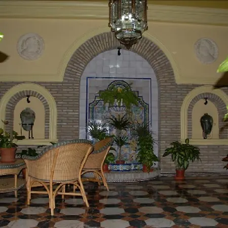 Hotel Anfiteatro Santiponce