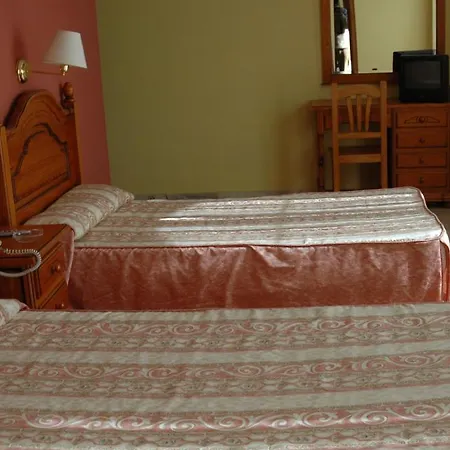 Anfiteatro Hotel 3*